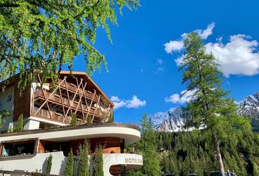 Bikehotel Diana am Karersee