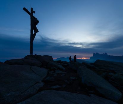 dolomiten-sonnenaufgang