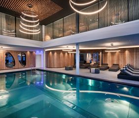 hotel-sto-res-pool-bikehotels